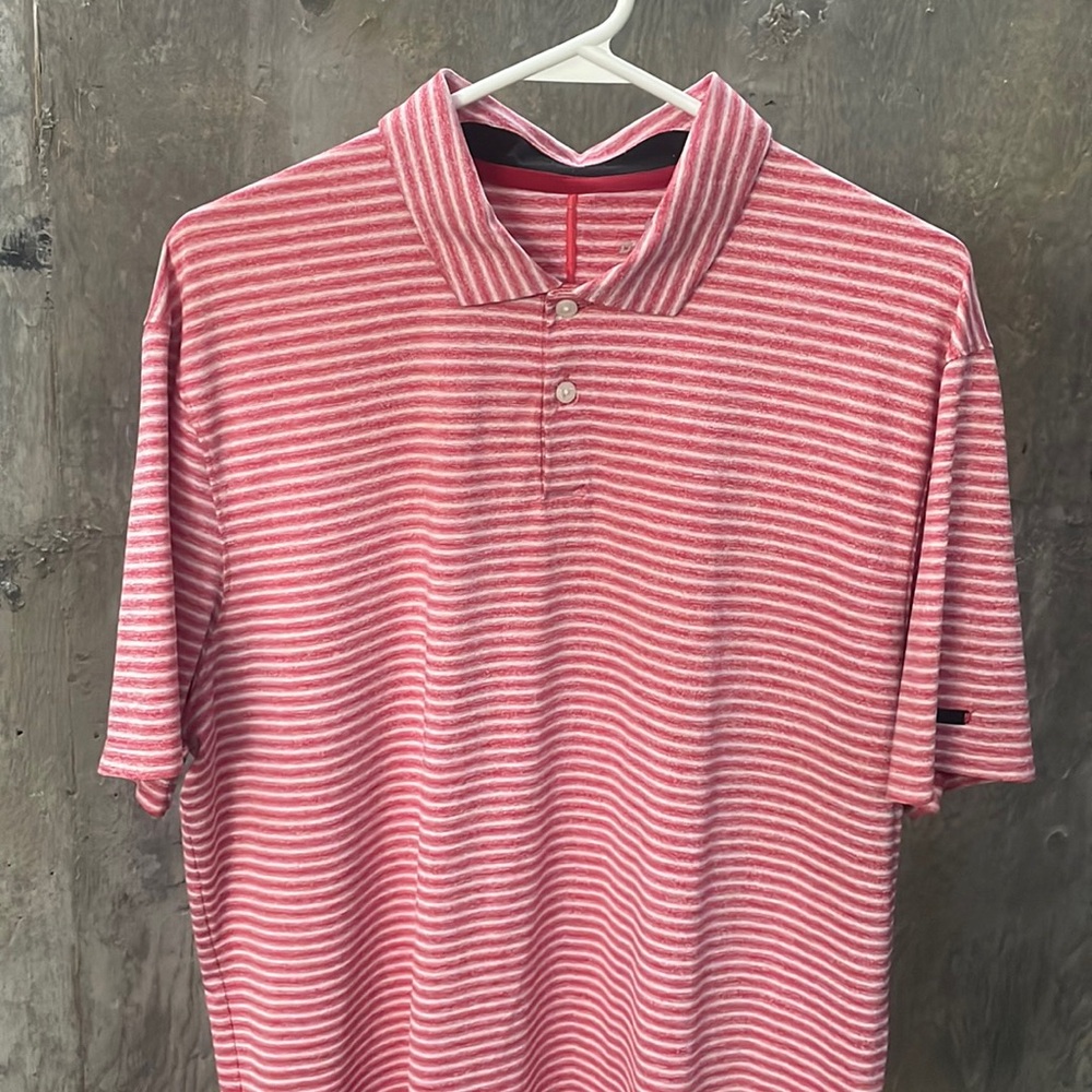 Nike Tiger Woods Golf Polo size Medium